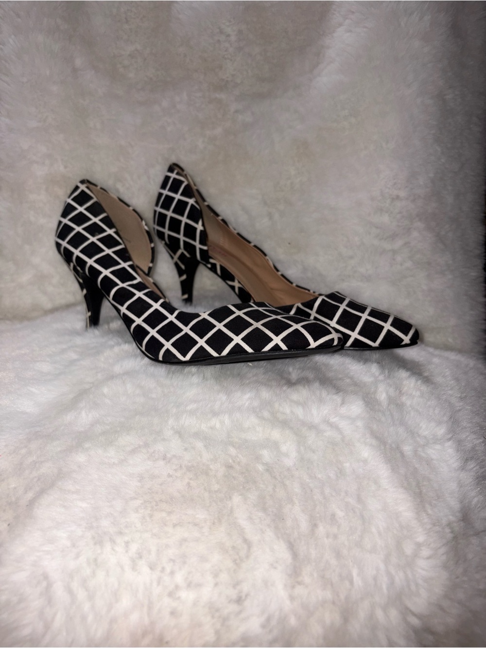JustFab Black and White Grid Pointed-Toe Pumps